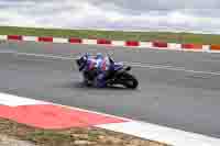 cadwell-no-limits-trackday;cadwell-park;cadwell-park-photographs;cadwell-trackday-photographs;enduro-digital-images;event-digital-images;eventdigitalimages;navarra;no-limits-trackdays;peter-wileman-photography;racing-digital-images;trackday-digital-images;trackday-photos